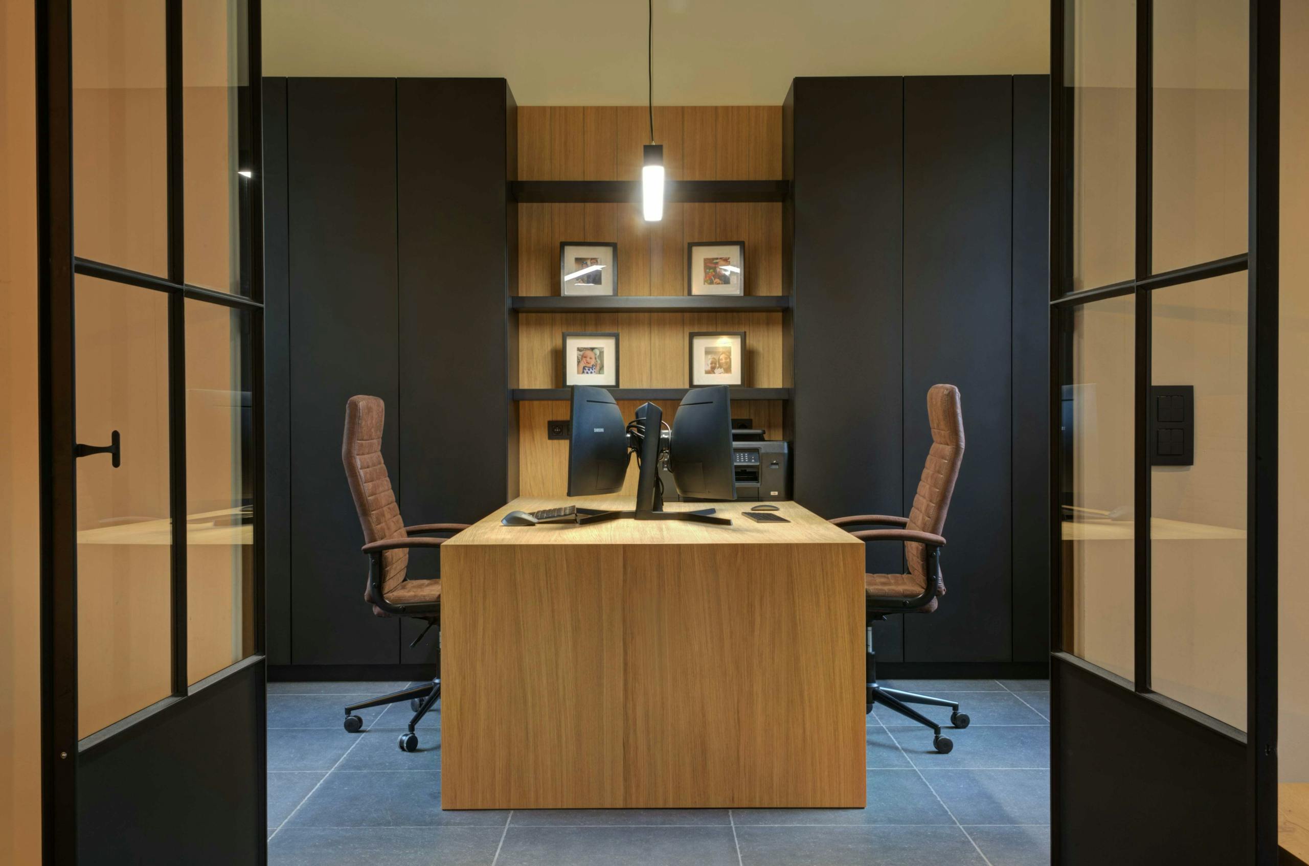 dubbel bureau op maat gemaakt zwart hout